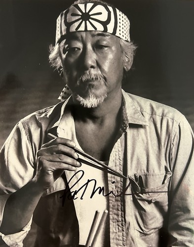 Foto firmata pat morita con - foto,