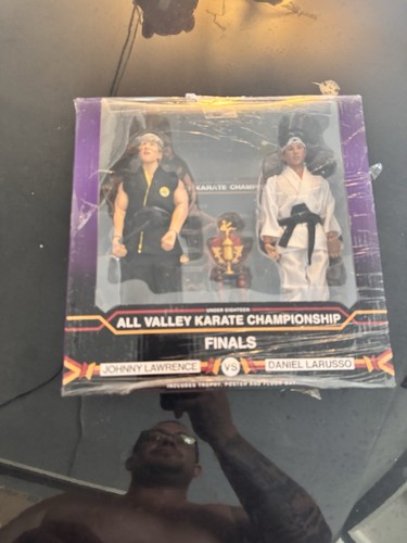 Neca karate kid - neca:, modellino