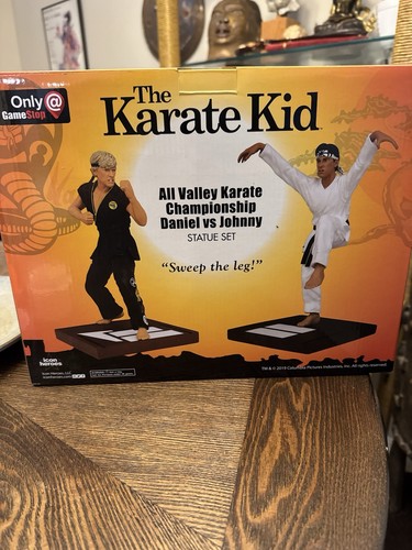 Set statue icon heroes karate - icon,